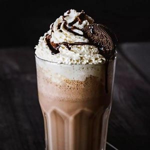 ÇİKOLATALI MİLKSHAKE